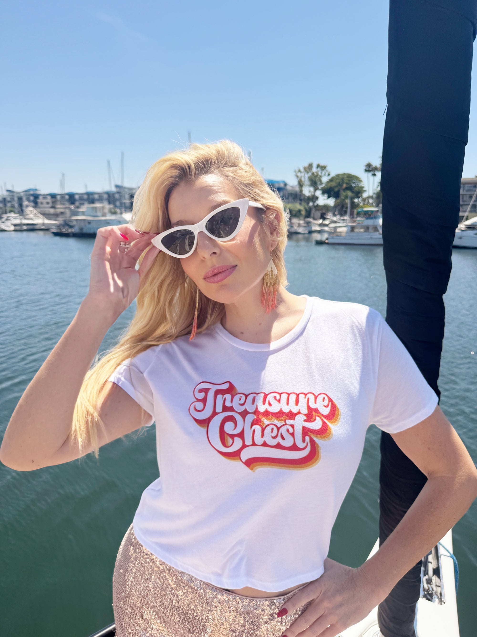 Treasure Chest Women's Flowy Cropped T-shirt